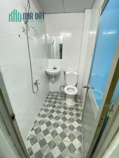 CHO THUÊ nhà nguyên căn gần Hoàng Văn Thụ Phú Nhuận – Giá thuê 10 triệu/tháng 3PN căn gốc chủ mới