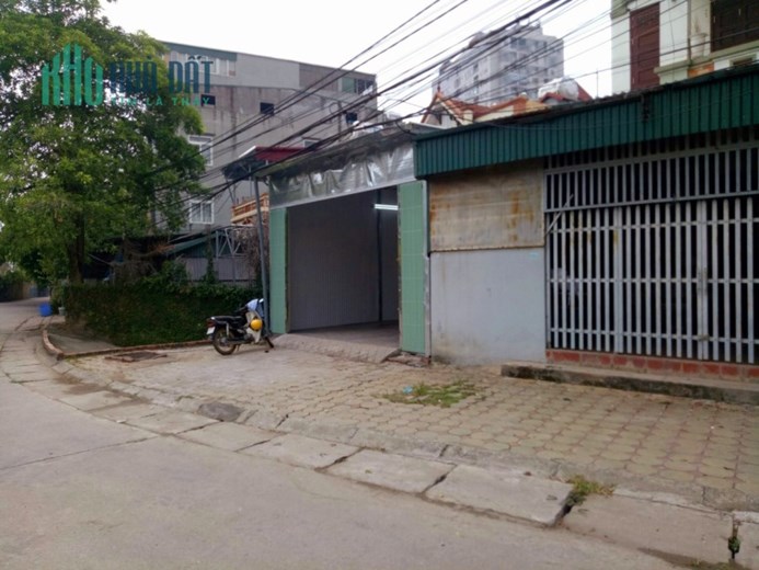 Đất mặt phố An Dương Vương, VIew Sông Hồng, cầu Nhật Tân, Dt 95m, Mt 5,5m, giá 11,6 tỷ.