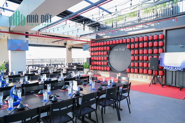 Bình Thạnh, Chính chủ Sang Nhà Hàng Crooptop sang trọng view LandMart, Tel : 0911746345