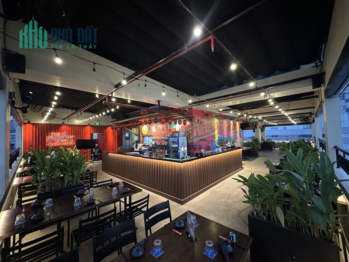 Bình Thạnh, Chính chủ Sang Nhà Hàng Crooptop sang trọng view LandMart, Tel : 0911746345