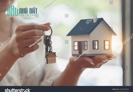 Đất : phố  Ngô Xuân Quảng  huyện  Gia lâm  95m2 – 15,2 Tỷ