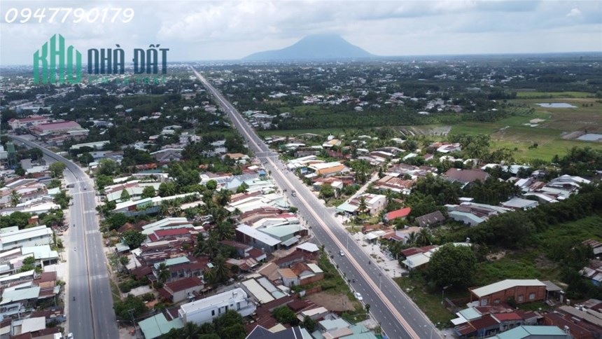 Đất mặt tiền đường Trần Phú - Vị trí đắc địa tại Thị Xã Hòa Thành