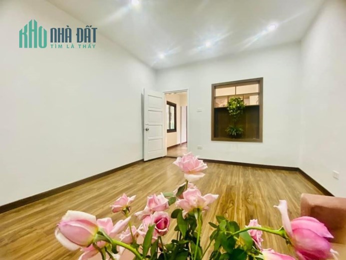Hai Bà Trưng: Chỉ hơn 1 tỷ có căn hộ 70m2, 2PN, 2VS, ở luôn