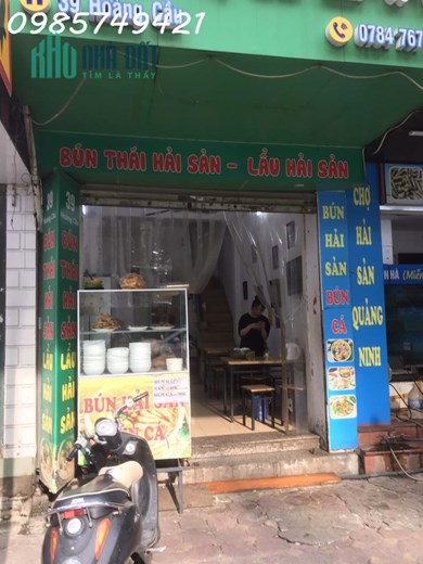 Chính chủ cho thuê cửa hàng 3 tầng mặt phố Hoàng Cầu. Phường Ô Chợ Dừa, Quận Đống Đa, HN.