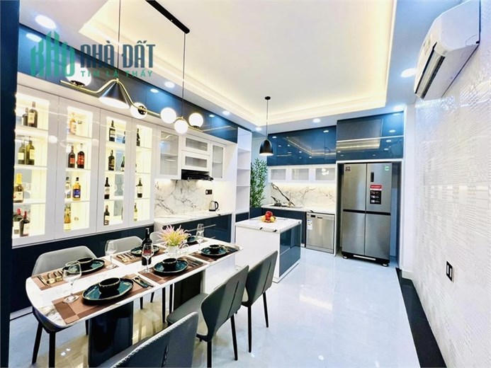 Giảm 8 tỷ! SmartHome 5 tầng Thang máy, Ngay Emart2 Phan Huy Ích, Gò Vấp.