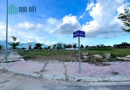 💥KĐT Nam Sông Cái, lô góc nhỏ đối trường học, đường 16m giá chỉ 20 tr/m2
