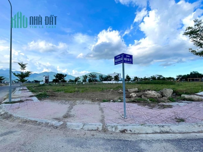💥KĐT Nam Sông Cái, lô góc nhỏ đối trường học, đường 16m giá chỉ 20 tr/m2