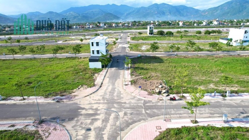 💥KĐT Nam Sông Cái, lô góc nhỏ đối trường học, đường 16m giá chỉ 20 tr/m2