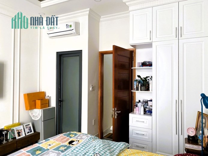 Cho thuê nhà 3 tầng 4pn full nội thất hẻm xe hơi đường 2 Trường Thọ