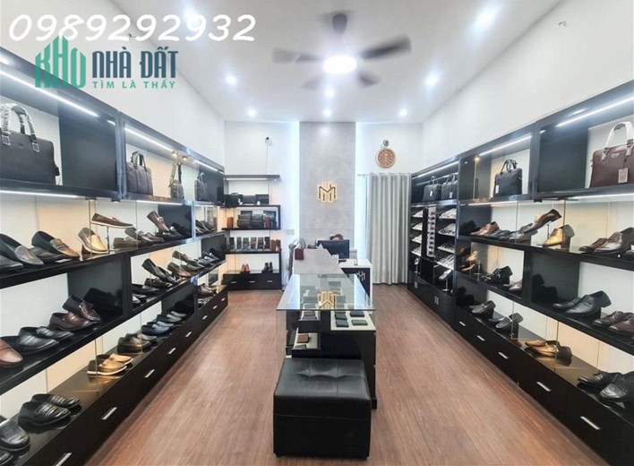 Bán nhà mặt phố Nguyễn Trãi, vị trí Vip, Vỉa hè rộng, Kinh doanh đỉnh, DT 110m x 30 tỷ.LH Ms