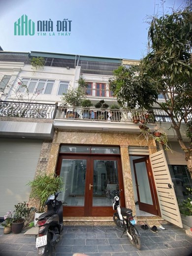 Bán Liền kề Quận Hoàng Mai, KĐT Tây Nam Linh Đàm 90m x 5T, Giá 18 tỷ.