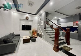 Bán Gấp Nhà Mới Đẹp 2 tầng, Khu trung tâm Quận Hải Châu, Đường Đinh Tiên Hoàng, chỉ 3,2 tỷ