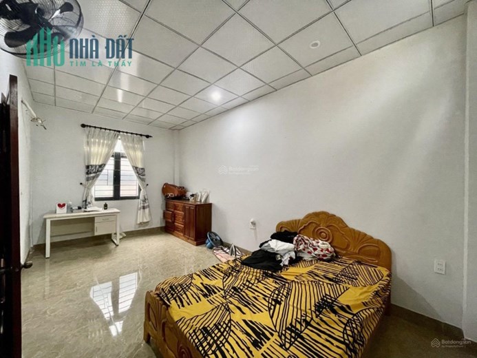 Bán Gấp Nhà Mới Đẹp 2 tầng, Khu trung tâm Quận Hải Châu, Đường Đinh Tiên Hoàng, chỉ 3,2 tỷ