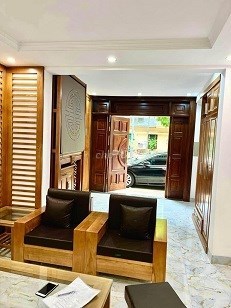 Gia đình cần cho thuê nhà tập thể tầng 1, ngõ 120 Hoàng Quốc Việt, Nghĩa Tân, Cầu Giấy