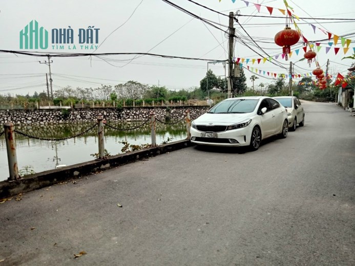 đẹp nhất trong đê phường yên nghĩa  dt 48m sổ đỏ vuông vắn  mặt tiền bầng hậu  thoáng mát