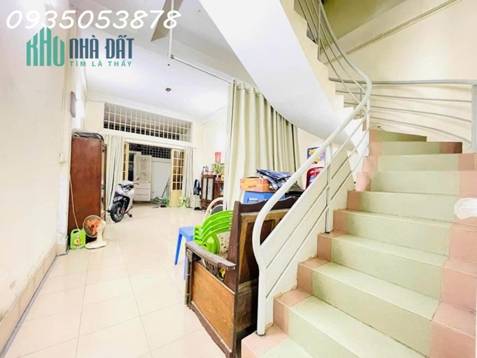 Bán Nhà Thoại Ngọc Hầu, Tân Phú, Hẻm Xe Hơi, 72m2, Ngang Lớn 4.5m, Chỉ Nhỉnh 60tr m2.