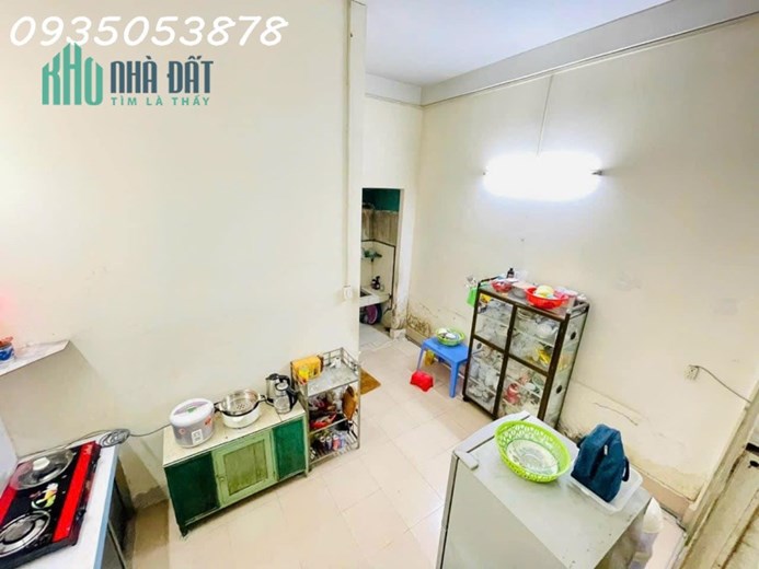 Bán Nhà Thoại Ngọc Hầu, Tân Phú, Hẻm Xe Hơi, 72m2, Ngang Lớn 4.5m, Chỉ Nhỉnh 60tr m2.