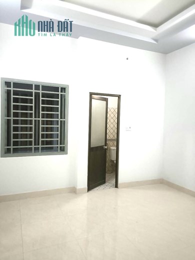 HXH TRÁNH THÔNG BÀN CỜ - GẦN CHỢ HIỆP THÀNH Q12 - 3 TẦNG BTCT,  4 PN - NHÀ ĐẸP Ở NGAY - CHỈ NHỈNH 4