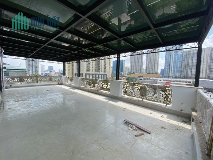 Cho Thuê 4 Tầng Dưới Tòa Văn Phòng VIP 8 Tầng MP Tú Mỡ. DT 210m2/sàn. Giá 250 Triệu