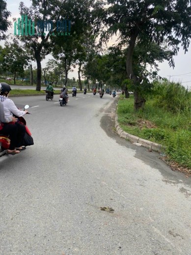 CHUYỂN NHƯỢNG TRỰC TIẾP QUỶ ĐẤT ĐẦU TƯ ĐỊA ỐC HỒNG QUANG
