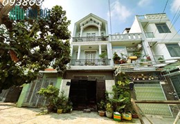Bán Nhà HXH Quận 12 Nhà 3 Tầng. 80m2. Giá Nhỉnh 4 Tỷ