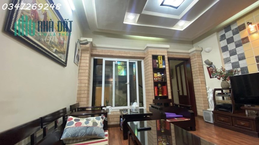Bán biệt thự mini Hoàng Ngân, Cầu Giấy 90m2 MT 5m nhỉnh 18 tỷ, khu nhà quan chức dân trí cao