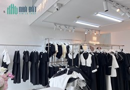 Do thay đổi kế hoạch kinh doanh, đổi mặt bằng lớn hơn nên mình sang nhượng cửa hàng