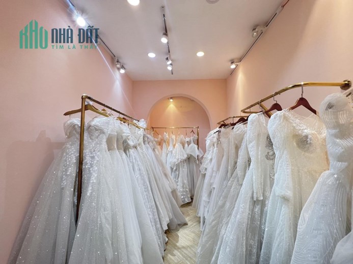 SANG NHƯỢNG MẶT BẰNG SHOWROOM  ĐỊA CHỈ QUẬN TÂN BÌNH, THÀNH PHỐ HỒ CHÍ MINH