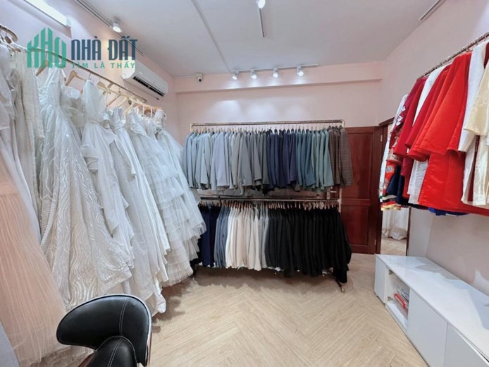 SANG NHƯỢNG MẶT BẰNG SHOWROOM  ĐỊA CHỈ QUẬN TÂN BÌNH, THÀNH PHỐ HỒ CHÍ MINH