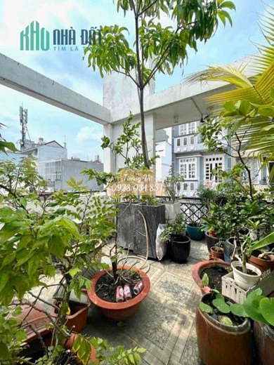 Bán Nhà Ngay Mũi Tàu Đường Trường Chinh Quận Tân Phú - HXH 6M - 4Mx15M 3Tầng.