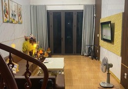 NHÀ CHÍNH CHỦ - GIÁ TỐT - Cần Bán Căn Nhà Vị Trí Đắc Địa Tại  Văn Cao - Hải An - Hải Phòng