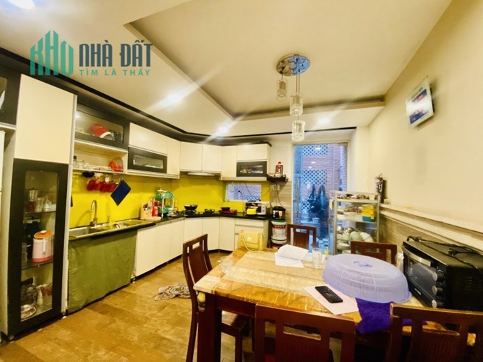 NHÀ MT TÂN HƯƠNG, Q.TÂN PHÚ 5 TẦNG BTCT 5PN 6WC, 120M2 KINH DINH ĐỈNH, NGANG CHUẨN NỞ HẬU