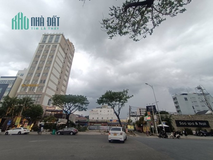 Bán gấp nhà đẹp 2 tầng trung tâm Hải Châu, kiệt 6m ôtô, Nguyễn Tri Phương, gần sân bay, chỉ 3TỷXXX