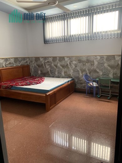 Cần cho thuê phòng trọ trong nhà mới xây rộng 30m2, giá 7tr/tháng