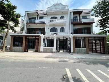 Cần bán gấp nhà Định Hoà- Thủ Dầu Một