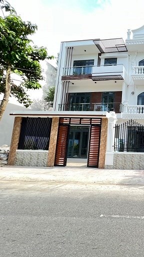 Cần bán gấp nhà Định Hoà- Thủ Dầu Một