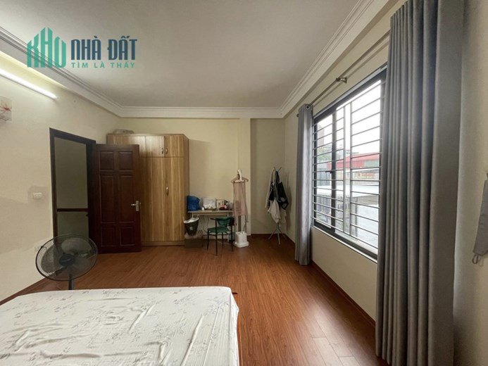 MẶT NGÕ THÔNG-PHÂN LÔ-ÔTÔ VÀO NHÀ-LÔ GÓC-Ở NGAY-50M 5xTỶ-NGUYỄN VĂN CỪ LONG BIÊN