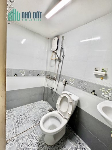 NHÀ ĐẸP - GIÁ TỐT -CHÍNH CHỦ Cần Bán Căn Nhà Tại Quận 8- TP HCM