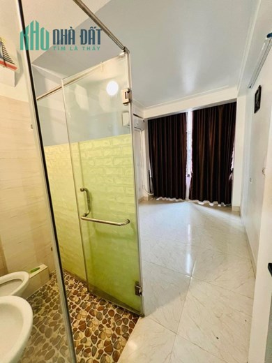 Bán Nhà Mặt Phố Bồ Đề Long Biên 37M , MT 5.8M , Kinh Doanh , Đầu Tư , Dòng Tiền . Giá 7.1 Tỷ