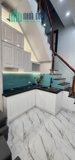 Bán nhà Đặng Tiến Đông 43m2 5 tầng, 15m ra phố, 5.8 tỷ