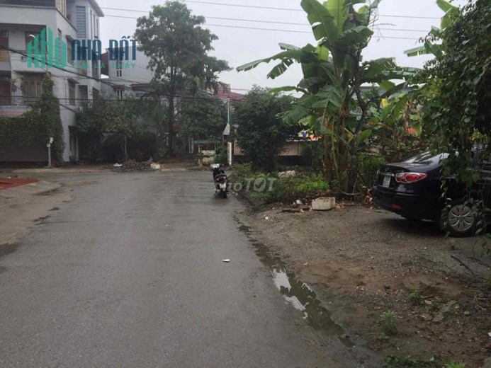 Cần bán 126 m2 đất thổ cư đẹp tại Phường Phú Thịnh, Thị xã Sơn Tây, Hà Nội