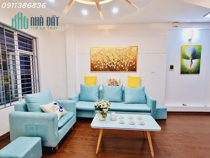 Bán nhà riêng Chùa Láng, Đống Đa 38m2, 5T, gần ĐH Ngoại thương, mới đẹp, 4.68 tỷ