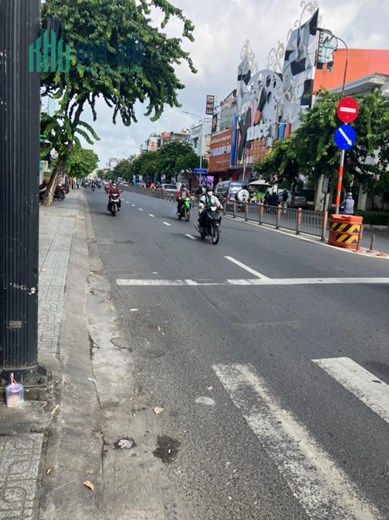 CHO THUÊ NHÀ NGUYÊN CĂN MẶT TIỀN - 869 Phan Văn Trị, P7, Gò Vấp