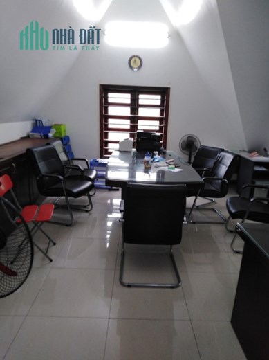 Bán Biệt thự Mỹ Đình 1, Nam Từ Liêm. 200mx4; MT10m; giá 42 tỷ. Phương