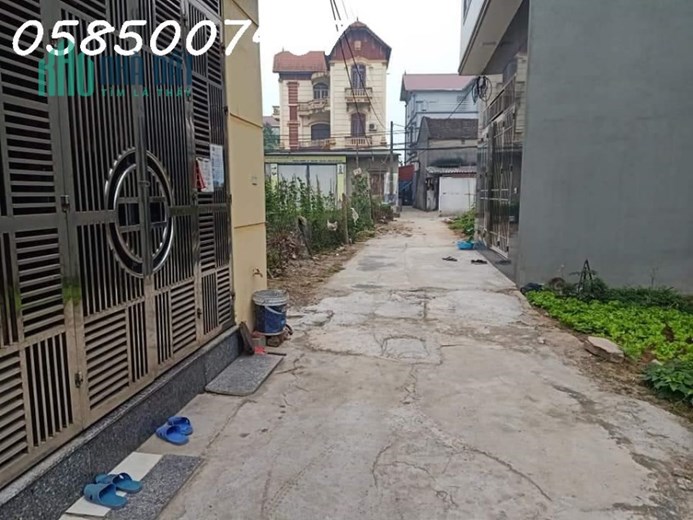 Bán đất Hải Bối, 40m2, xe hơi đỗ, 5′ đi xe cầu Nhật Tân