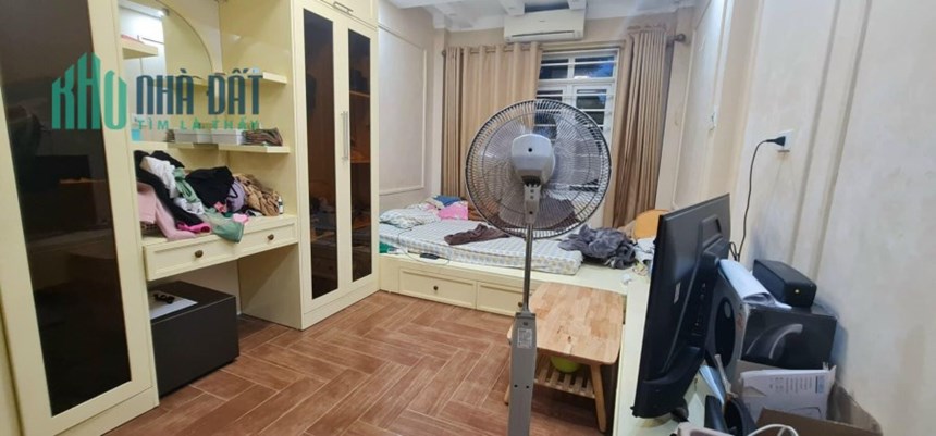 Bán nhà mặt phố Trung kính 50m2 giá 21 tỷ 5 , mua bán nhà riêng Trung Hòa Cầu Giấy giá rẻ