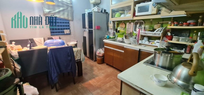 Bán nhà mặt phố Trung kính 50m2 giá 21 tỷ 5 , mua bán nhà riêng Trung Hòa Cầu Giấy giá rẻ