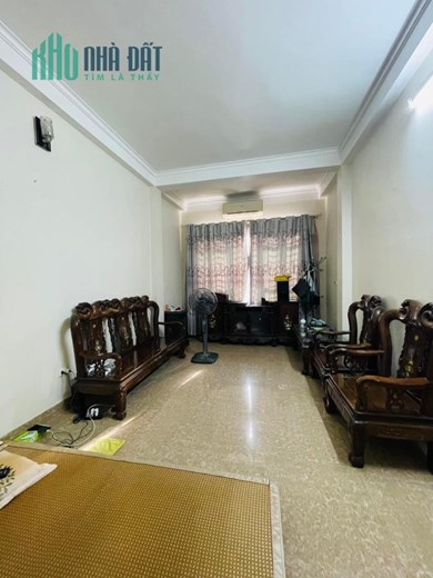 Bán nhà mặt phố đường Láng 45m2 giá 15 tỷ 5 , mua bán nhà riêng đường Láng Đống Đa giá rẻ