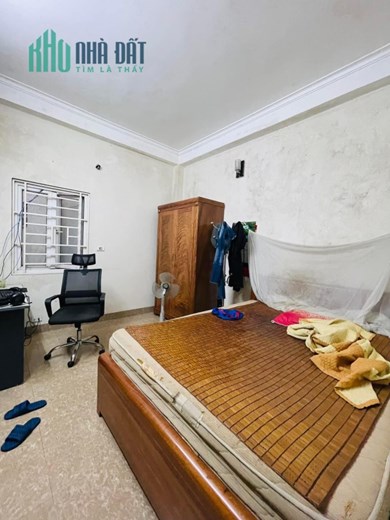 Bán nhà mặt phố đường Láng 45m2 giá 15 tỷ 5 , mua bán nhà riêng đường Láng Đống Đa giá rẻ