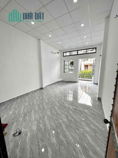 Cho thuê tầng 2 văn phòng – spa – shop Quận 3